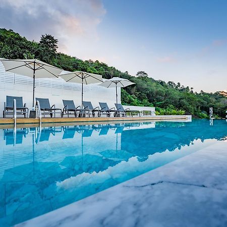 Lullabella Hotel Patong Екстериор снимка