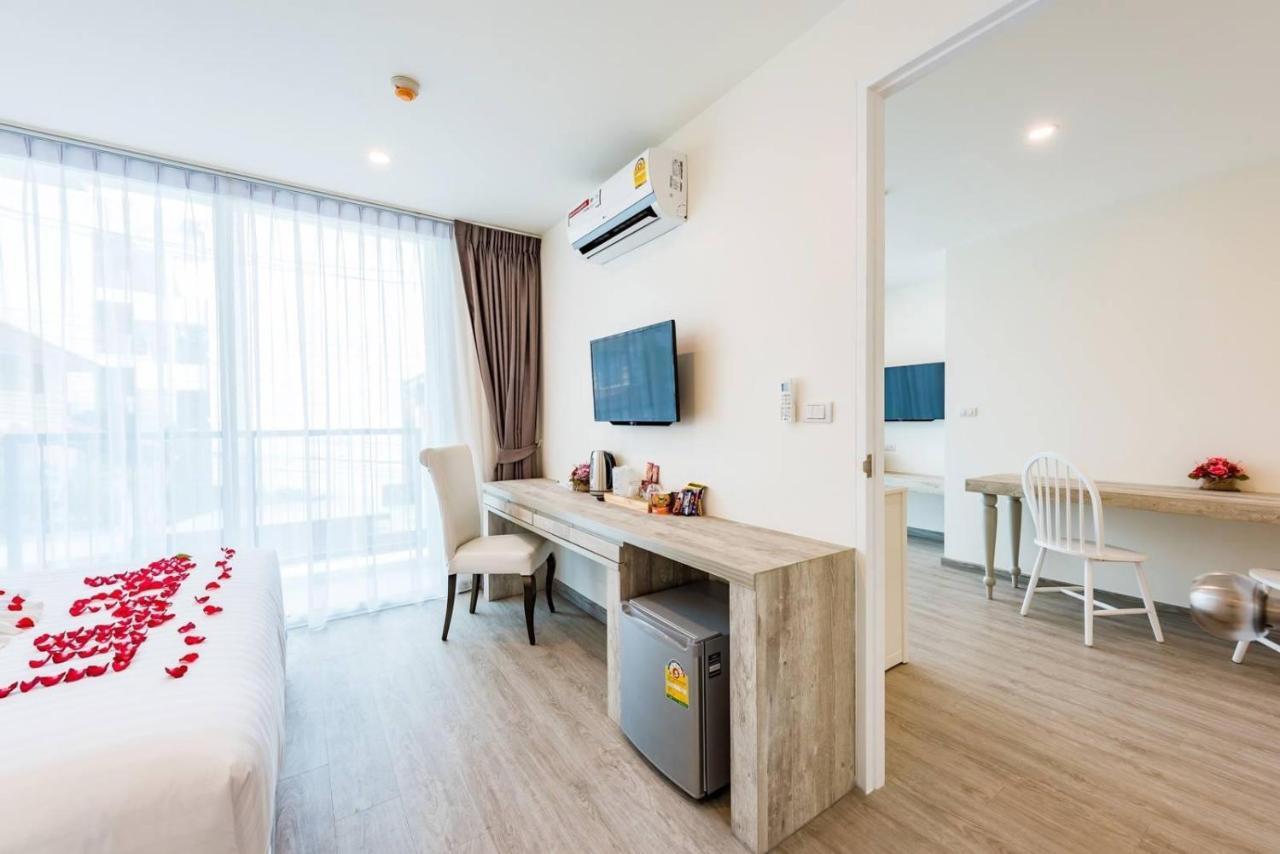 Lullabella Hotel Patong Екстериор снимка