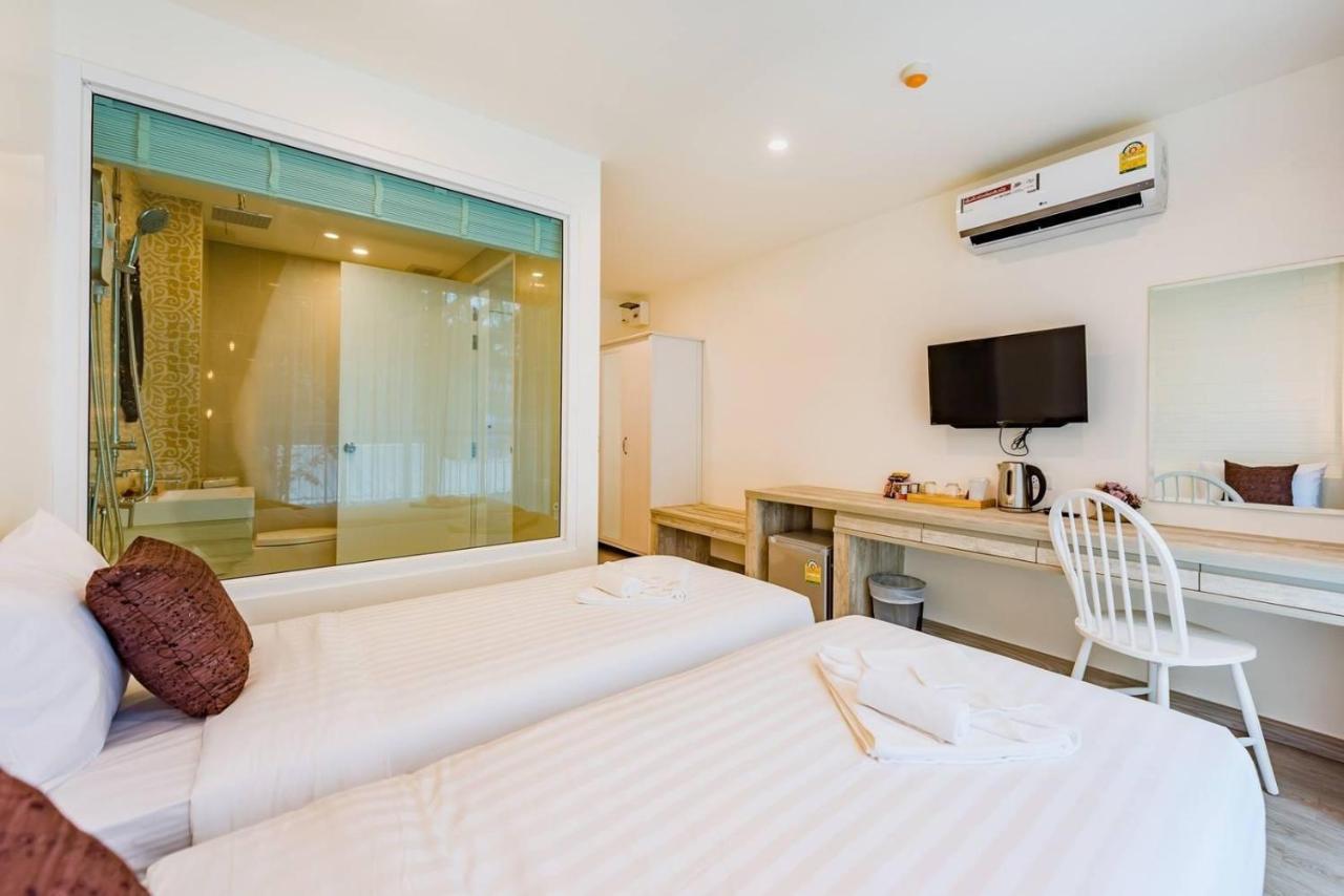 Lullabella Hotel Patong Екстериор снимка