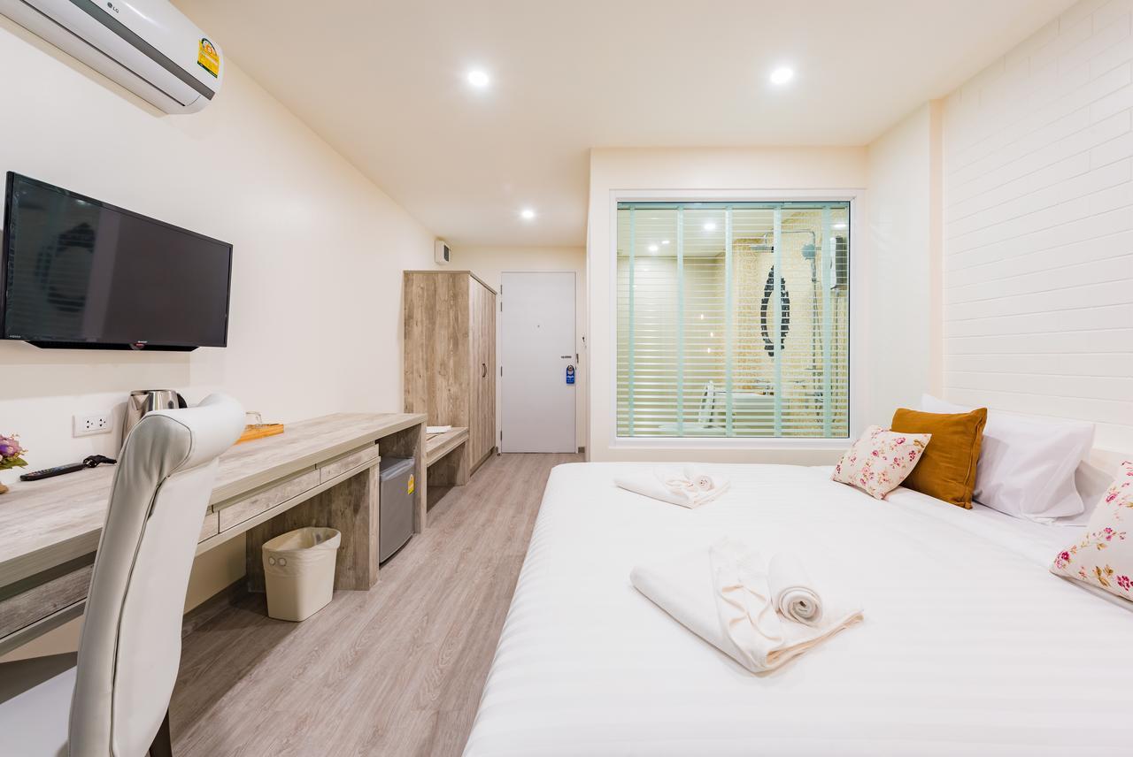 Lullabella Hotel Patong Екстериор снимка