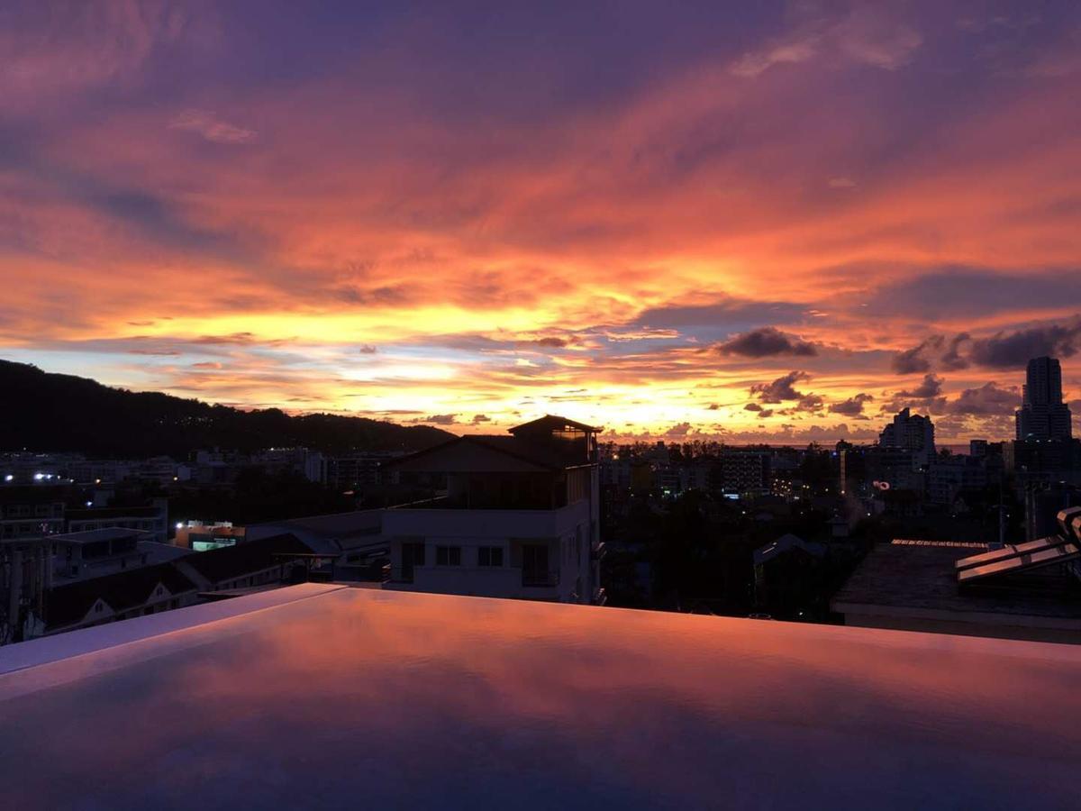 Lullabella Hotel Patong Екстериор снимка