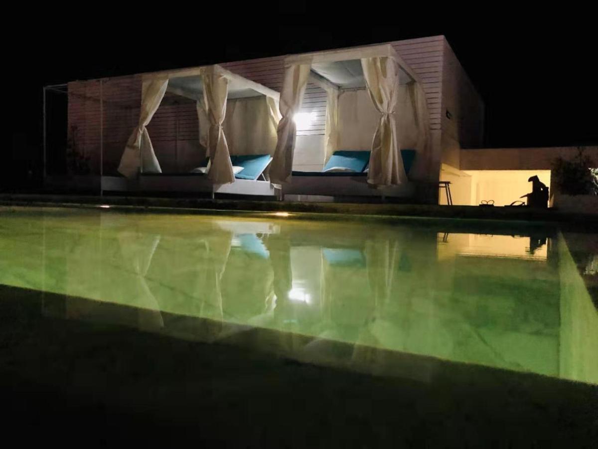 Lullabella Hotel Patong Екстериор снимка